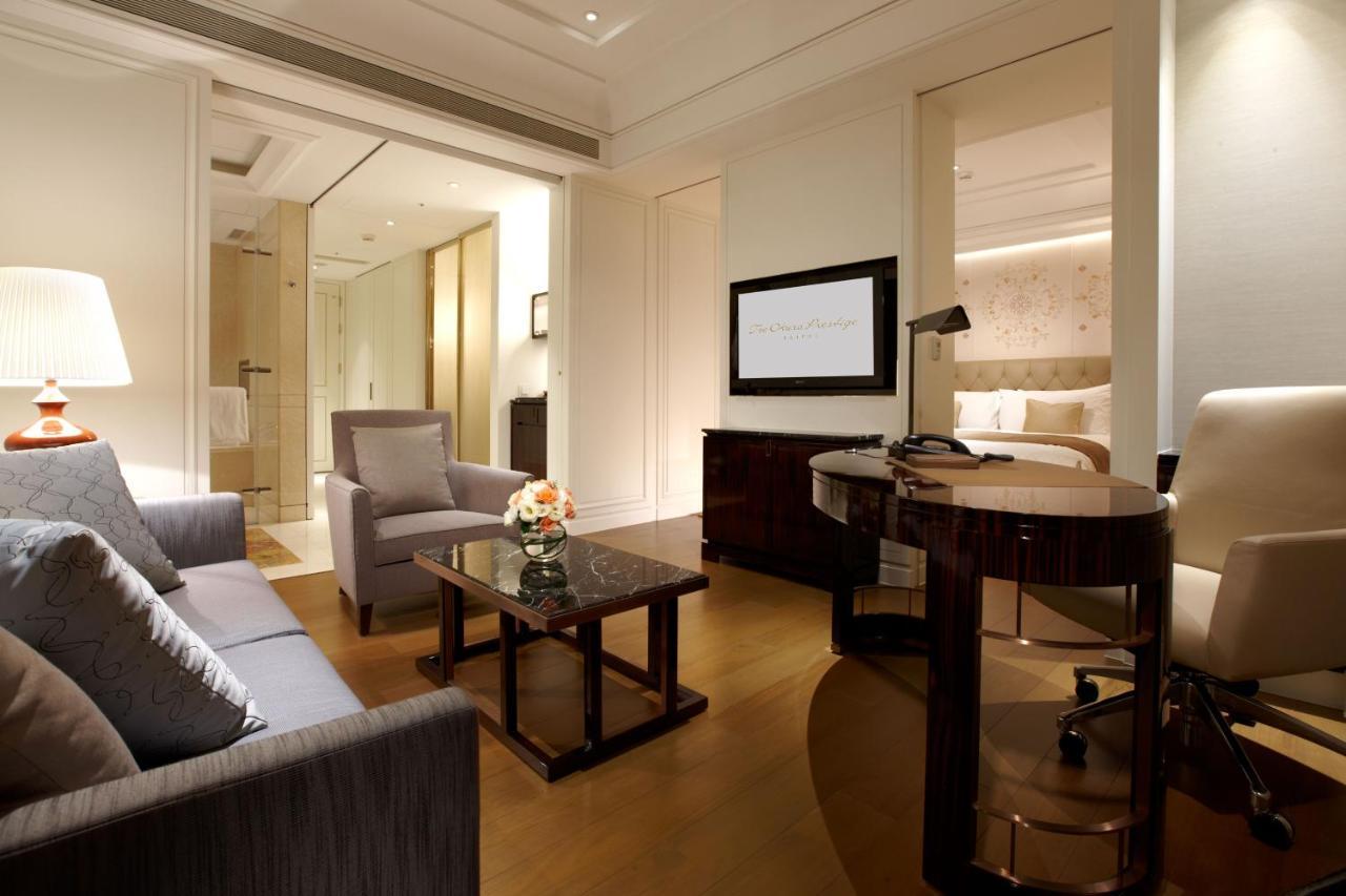 The Okura Prestige Taipei Hotel Exterior foto A suite at The Peninsula
